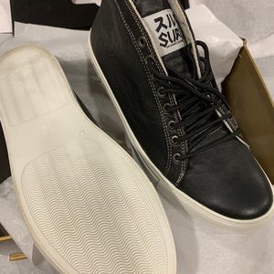 REDUCED $$: Custom design sneaker